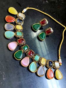 Kriti Necklace