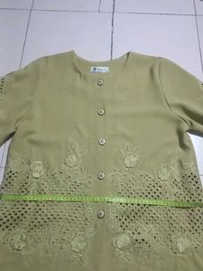Vintage Green Floral Button-Up Top