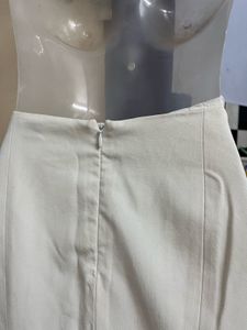 DOROTHY PERKINS branded With Skirt