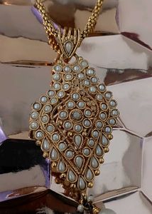 Set Of Three Neckpeice