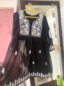 Elegant Embroidered Kurta