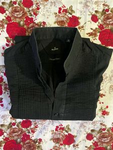 BlackBerrys Men's Black Button-Down Shirt