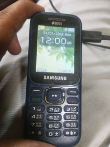 Samsung Duos Feature Phone