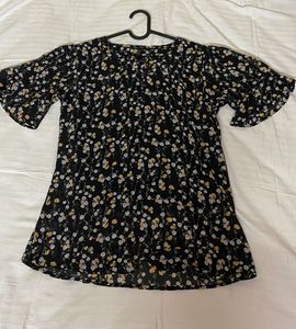 Floral Flutter Sleeve Top
