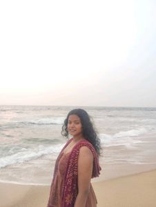 chikenkari short kurthi