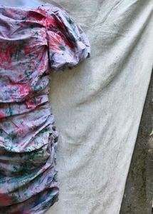 8/9 Abstract Puff Sleeve Dress