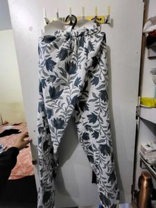 V NECK KURTA PANT SET