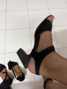 Black 1inch Heels