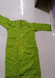 Green Embroidered Kurta