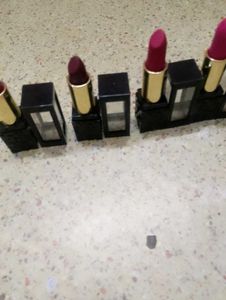 unused 4 colour lipstick