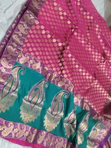 Banarasi Organza Saree With Running Blouse,. Pink Body,,, Green Pallu,, And Purple Border