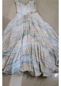 Beautiful Heavy Blue gown With Can