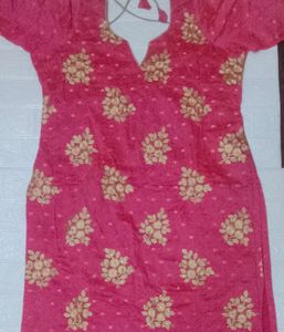 New🥰 Cute Shiny Pink PartyWear kurti With Lining