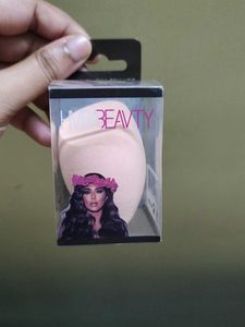 Huda Beauty Makeup Sponge