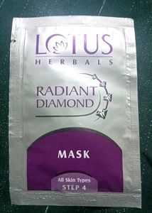 Lotus Herbals |Radiant Diamond |Cellular Radiance Facial Kit |All Skin Type |4 Step Facial Kit  Worth ₹325