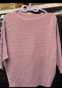 levender Knit Top with lovely slivs