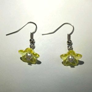 Handmade Beaded Flower Earrings - Yellow