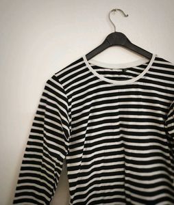 Striped Long Sleeve Top