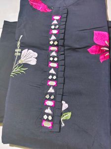 Floral Embroidered Kurta Set