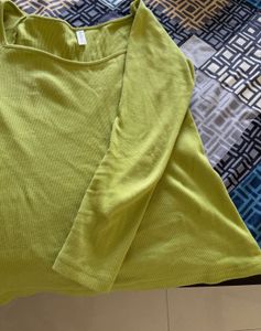 Green full sleeves Top
