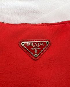 Authentic Prada❤️‍🔥 2005 Re Edition Bag