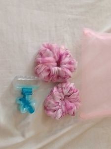 Chic Scrunchies &amp; Pouch Set