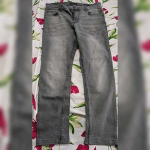 Super Slim Fit - Grey color used Men&#39;s Jean