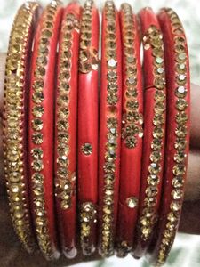 Red & Gold Bangle Set