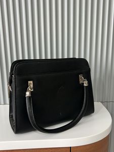 Lino Perros Handbag 👜