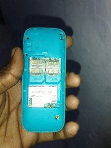 2 Keypad Phones Nokia And Samsung
