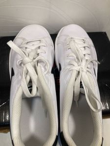 Nike Court Royale Shoes UK-7 White/Black