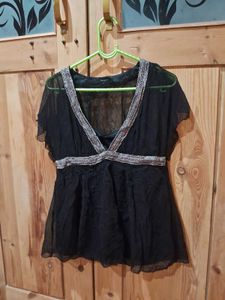 Elegant Black V-Neck Top