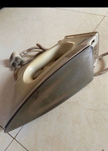 Philips Iron At Just 250rs