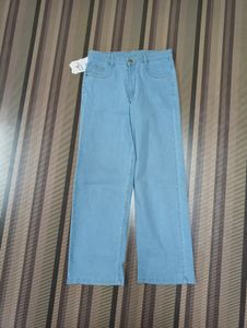 Y-22 Size 30 Straight Women Denim Jeans