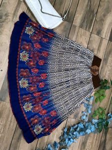 Short Pleated Floral Design Skirt