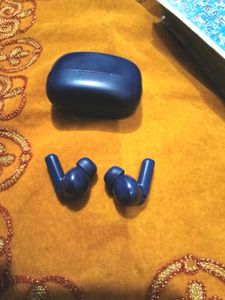 These are my new boat earphones.