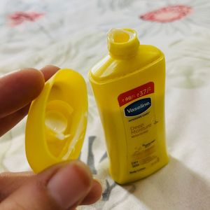 Vaseline Deep Moisture Lotion
