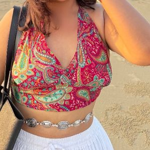 Backless Paisley Halter Crop Top 🌸🌞