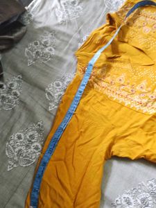 Elegant Yellow Anarkali Kurta