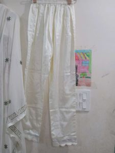 Elegant Embroidered pakistani  Kurta Set