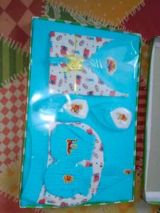 Kids Wear Gift Box