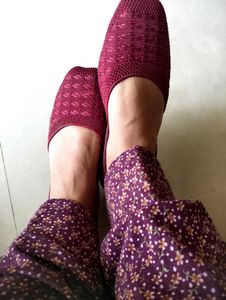 😍 Traditional Footwear