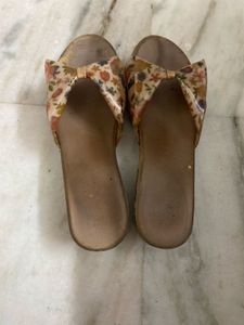 Floral Bow Jelly Slides