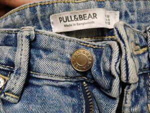 Pull&amp;Bear Straight Fit Light Blue Jeans