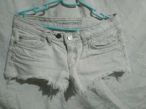 Frayed Hem Denim Shorts