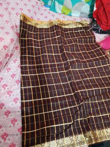 Full Zari Weaven Checkered Saree