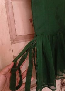 Short Green Top With Embroidery .