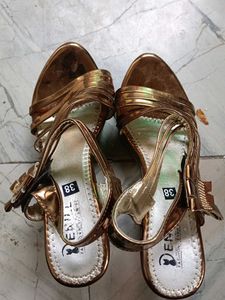 Metallic Platform Heels with Bow Detail