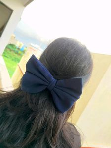 Combo Of Hair Bow & Scrunchie ✔️