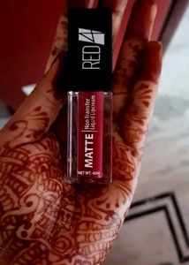 RED4 Matte Lipcream